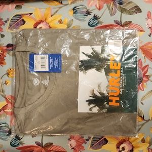 Hurley Tropical Escape Graphic Tee (size M)
